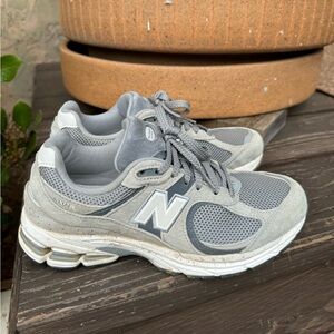 2002e new balance 8.5